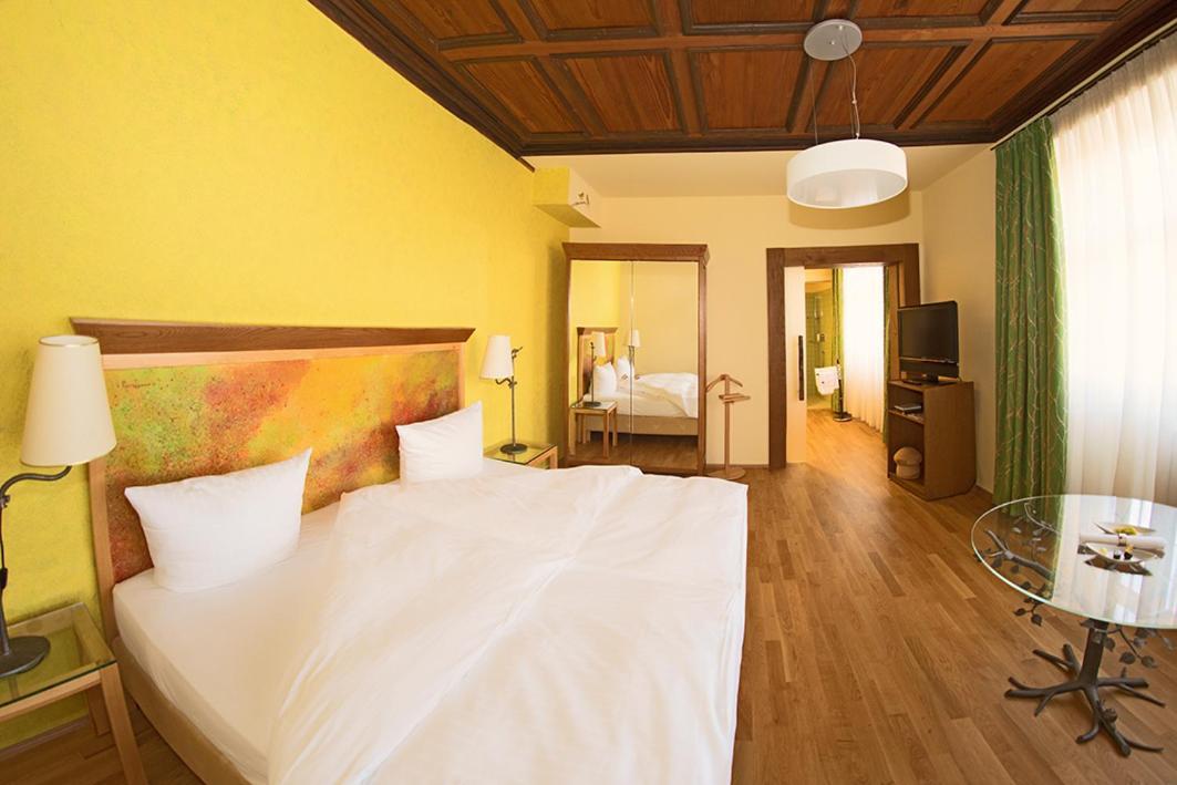Trip Inn Hotel Der Adelshof Schwaebisch Hall Exterior photo
