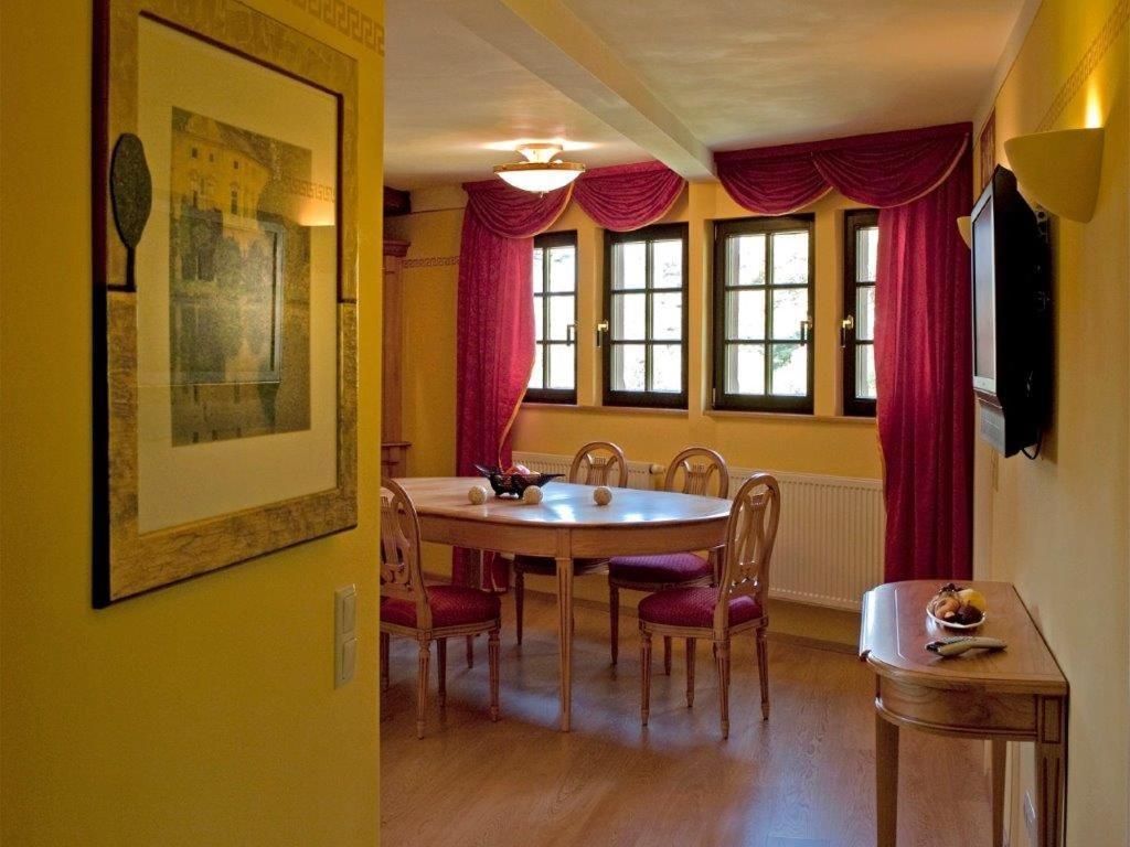 Trip Inn Hotel Der Adelshof Schwaebisch Hall Exterior photo